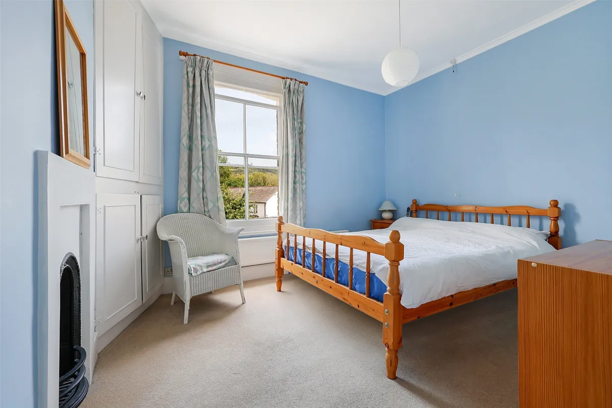Leslie Road, Pixham, Dorking, Surrey, RH4
