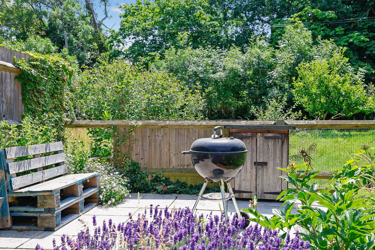 Railfield Gardens, Horley, Surrey, RH6