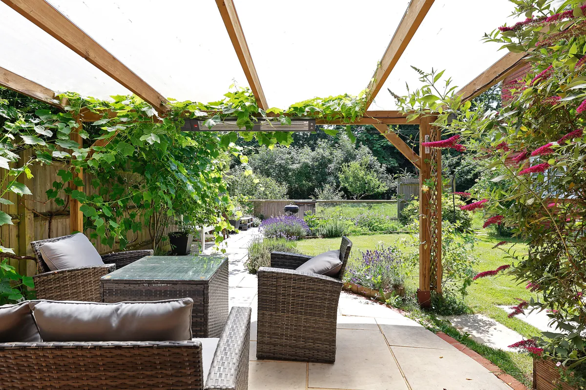 Railfield Gardens, Horley, Surrey, RH6
