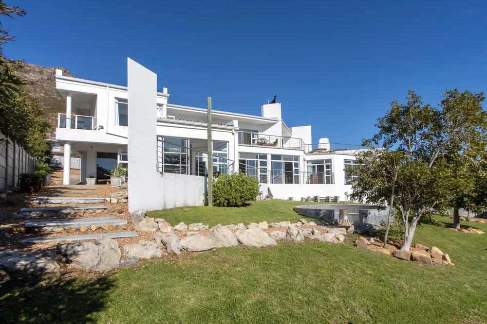 South Africa, Western Cape, Mountainside, Goeie Hoop Street, 8