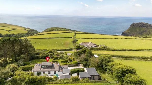 Tintagel Road, Boscastle, PL35 photo 1