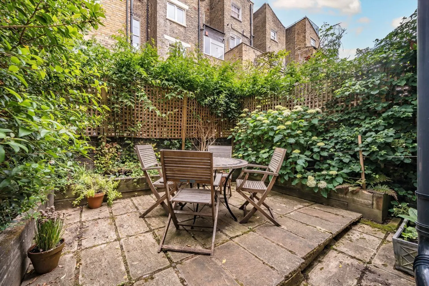 Winchester Street, London, SW1V photo 6