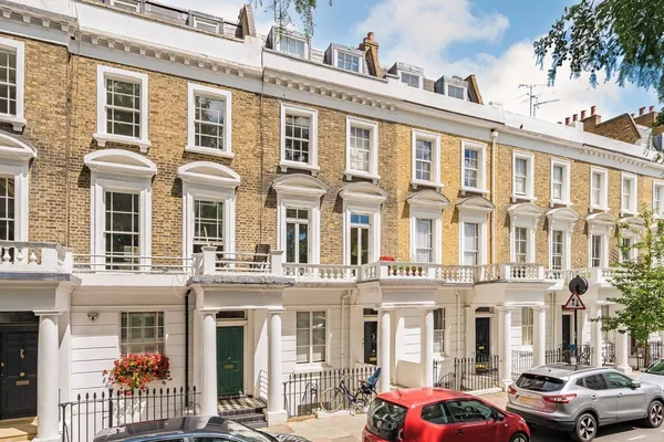 Winchester Street, London, SW1V photo 7