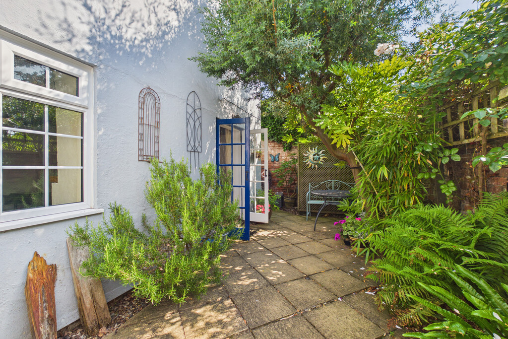 The Street, Heveningham Image 1