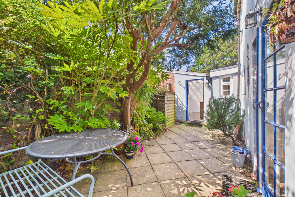 The Street, Heveningham Image 20