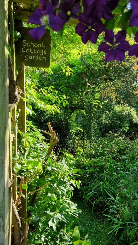 The Street, Heveningham Image 21