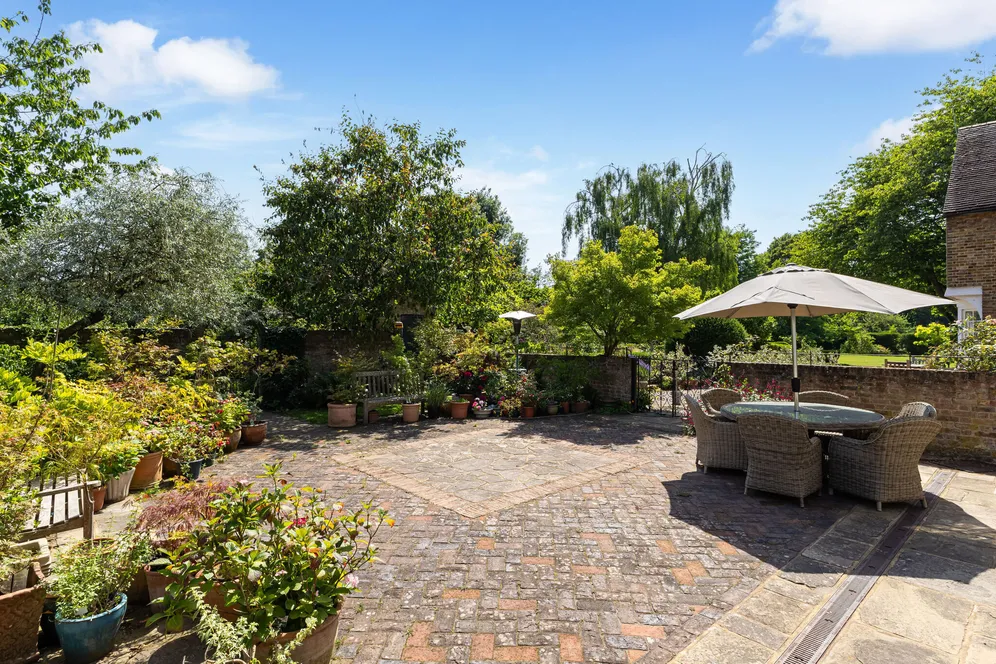 Old Uxbridge Road, West Hyde, Rickmansworth, WD3 photo 15