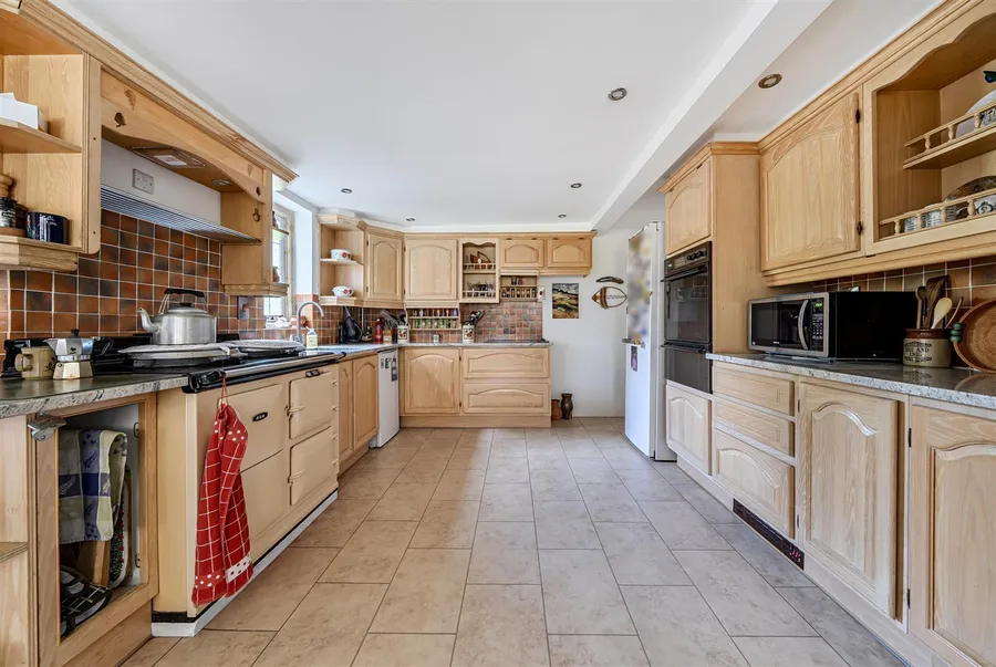 Property Image 37