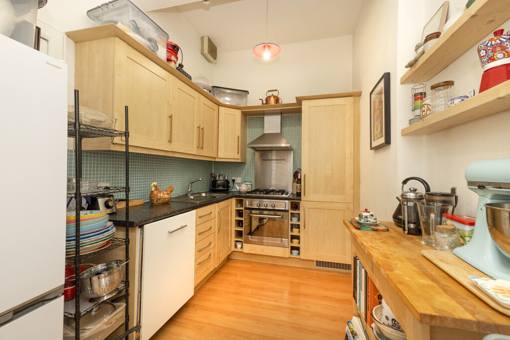 18 (Flat 2) Bruntsfield Avenue,  Bruntsfield, Edinburgh, EH10 4EW Image 3