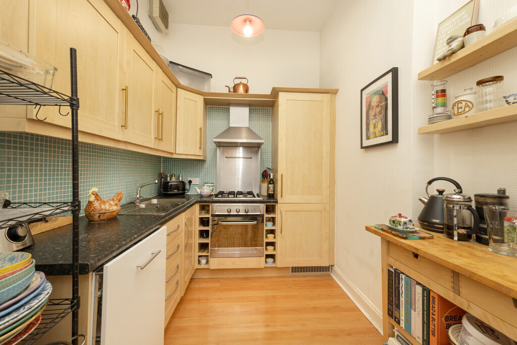 18 (Flat 2) Bruntsfield Avenue,  Bruntsfield, Edinburgh, EH10 4EW Image 9