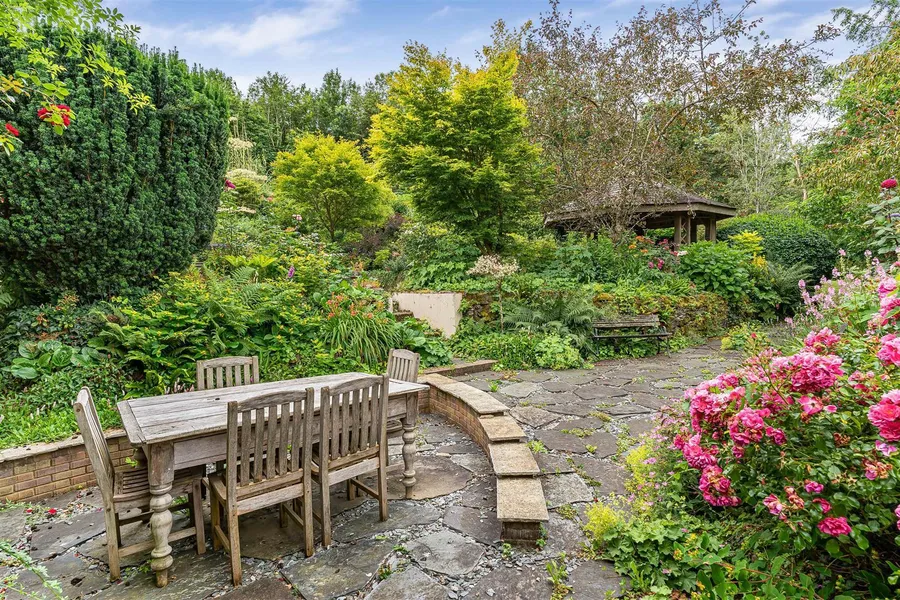Property Image 40