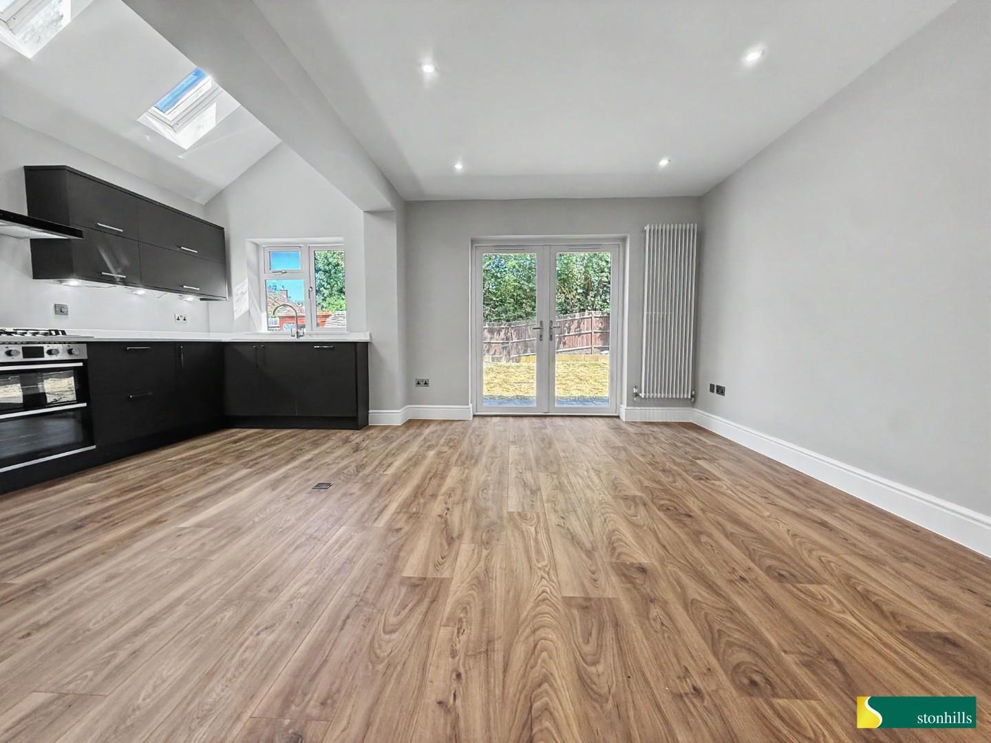 Wood Avens Close, West Hunsbury, Northampton Image 3