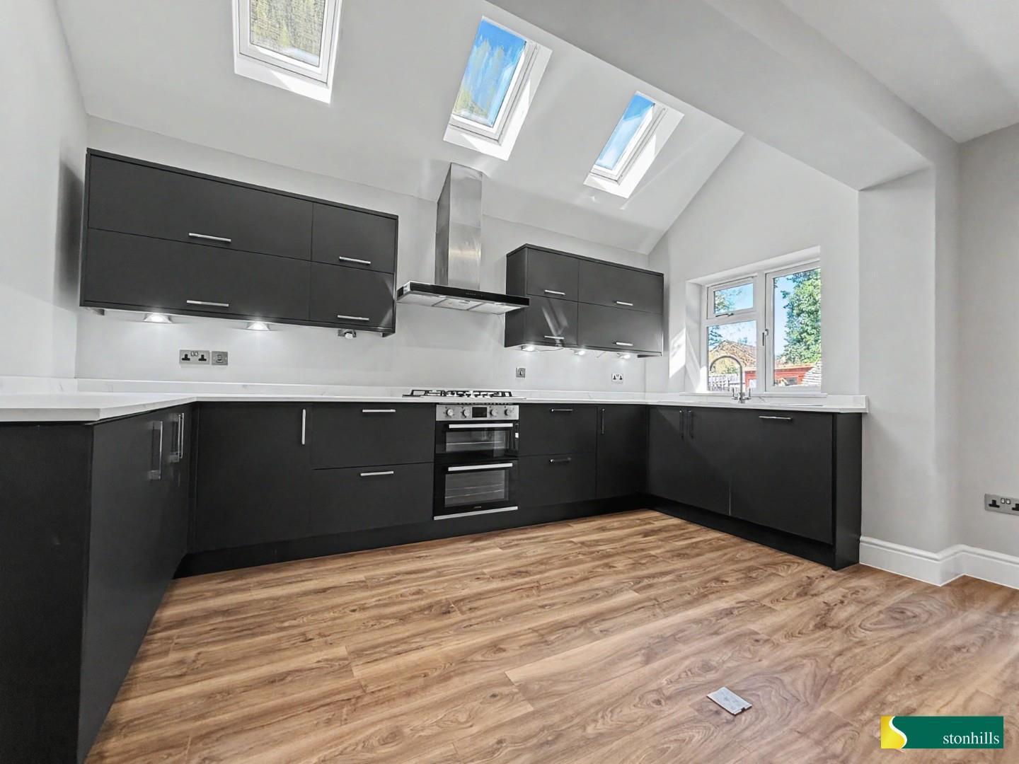 Wood Avens Close, West Hunsbury, Northampton Image 7