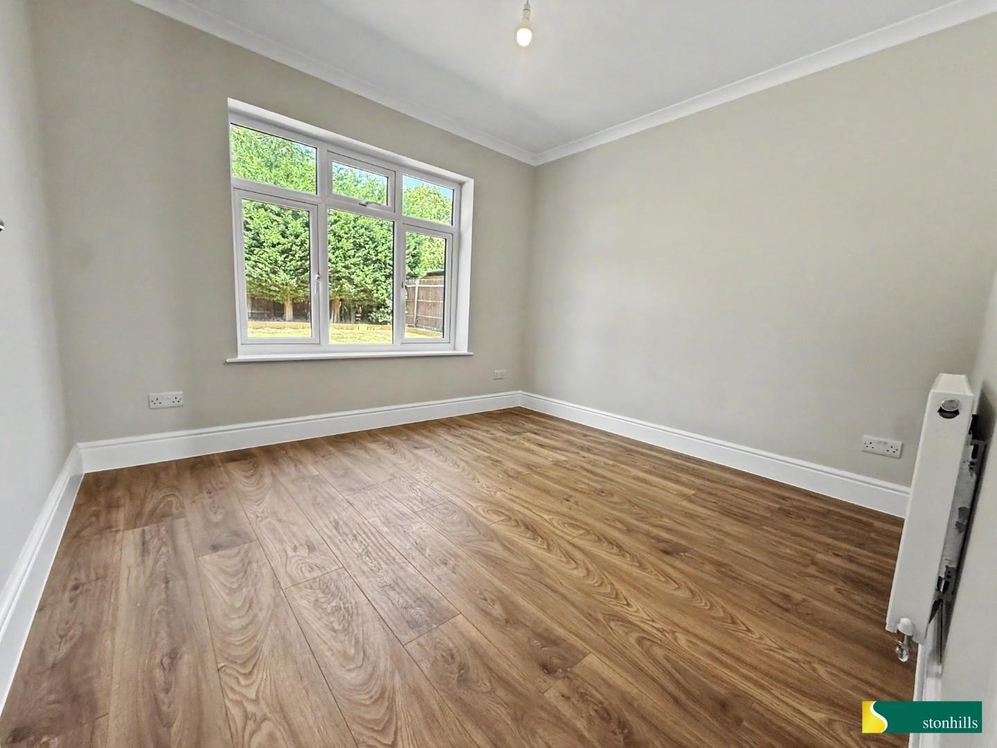 Wood Avens Close, West Hunsbury, Northampton Image 9
