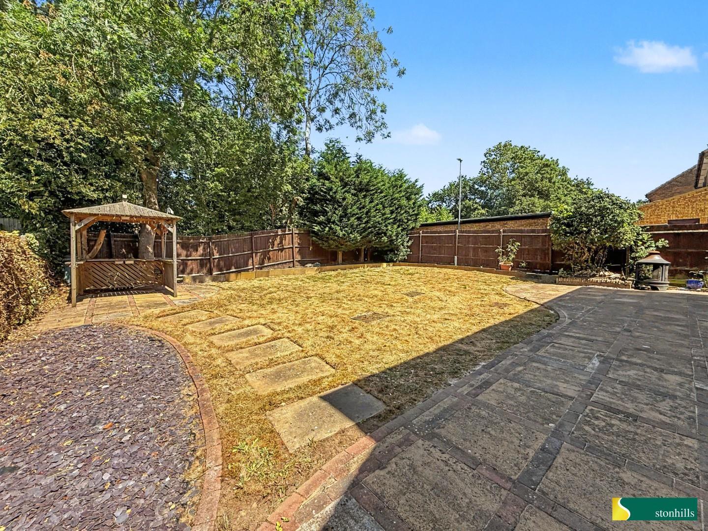 Wood Avens Close, West Hunsbury, Northampton Image 22