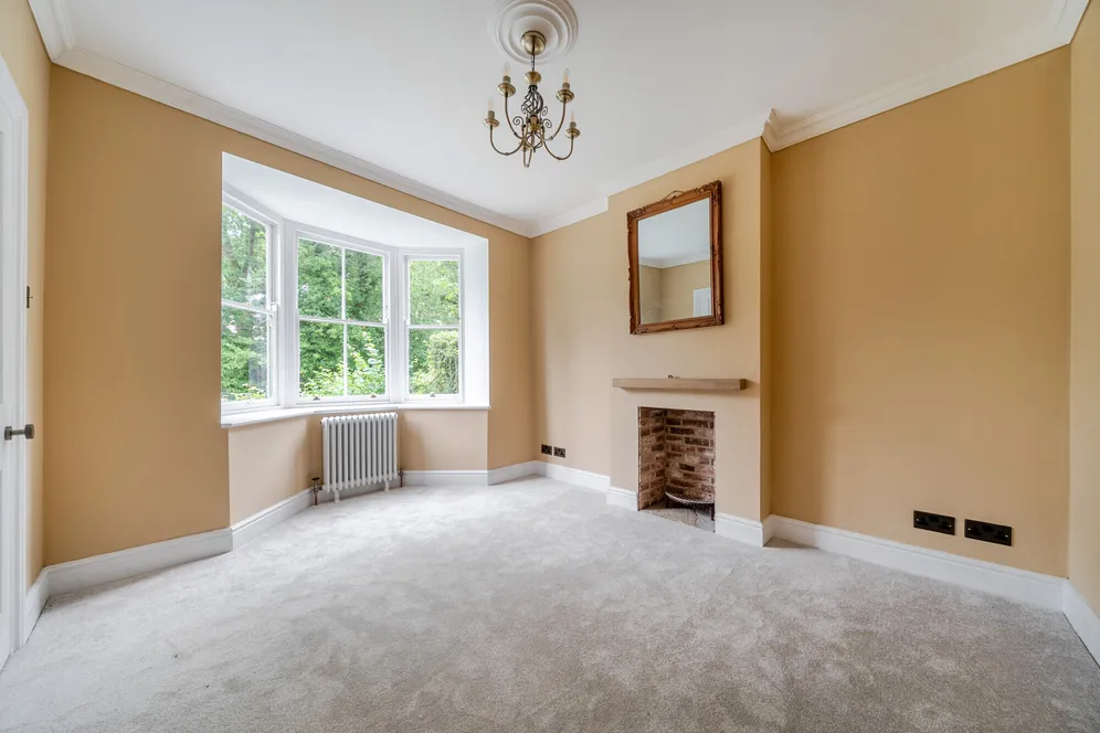 Marley Lane, HASLEMERE, GU27 photo 4