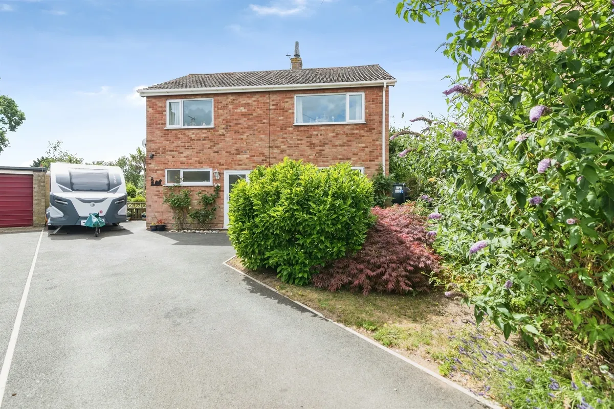 Mill Gardens, Woodton, Bungay