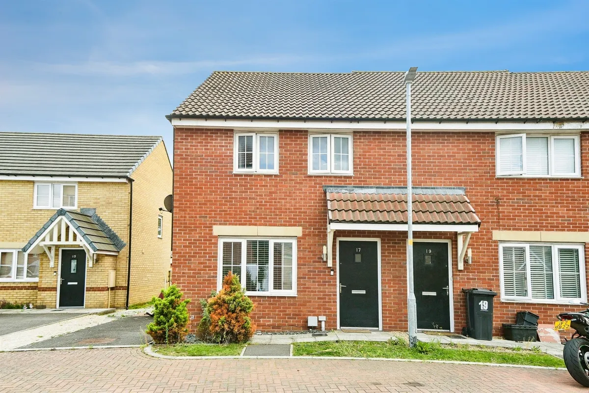 Coronel Close, Swindon