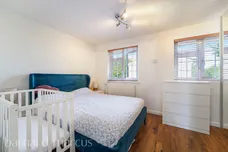 Minstrel Gardens, SURBITON