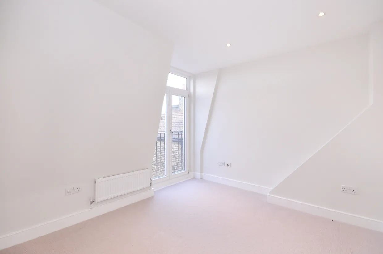 Hearnville Road London SW12 photo 5