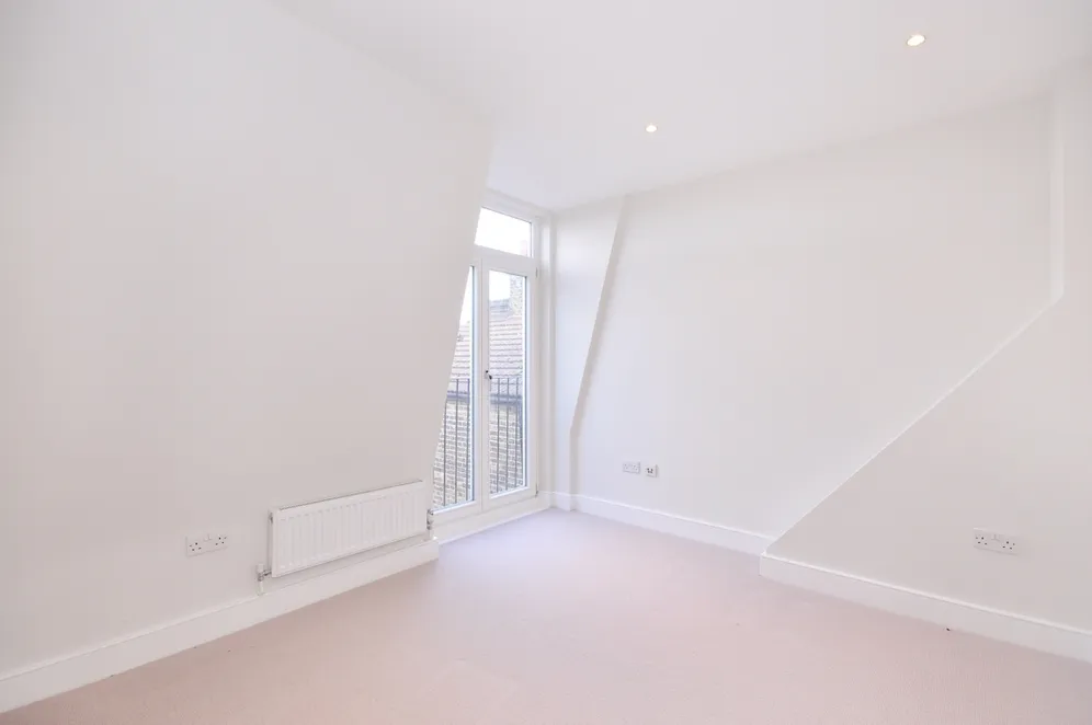 Hearnville Road London SW12 photo 5