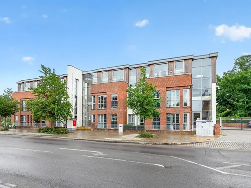 Kingston Road, Londonphoto