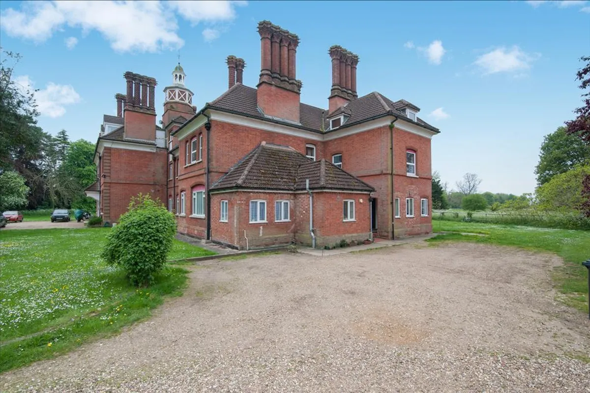 East Hall, Lodge Road, Feltwell
