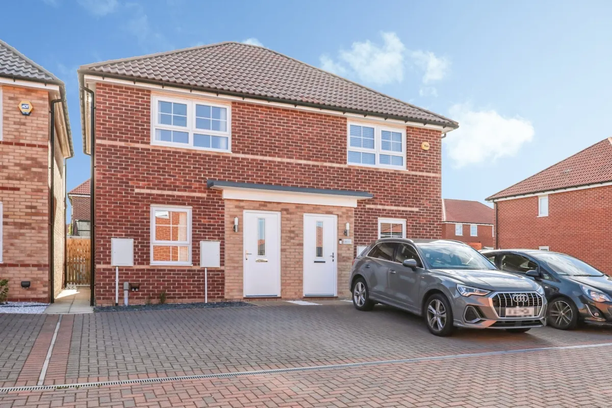 Farleigh Drive, Harworth, DONCASTER
