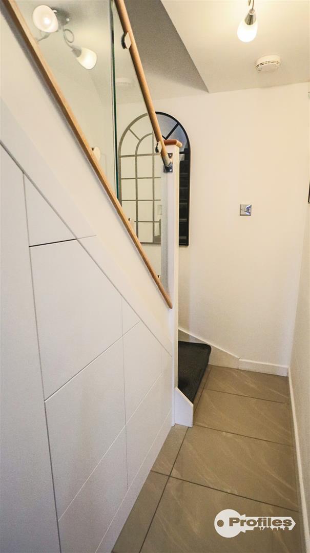 Wendover Drive, Hinckley Image 6