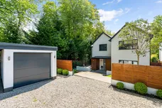 Blunts Wood Road Haywards Heath RH16 photo 16