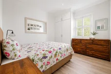 Clapham Common North Side, LONDON