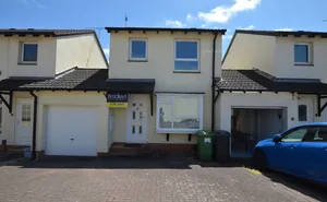 Chepstow Close, Countess Wear, Exeter, Devon, EX2 photo