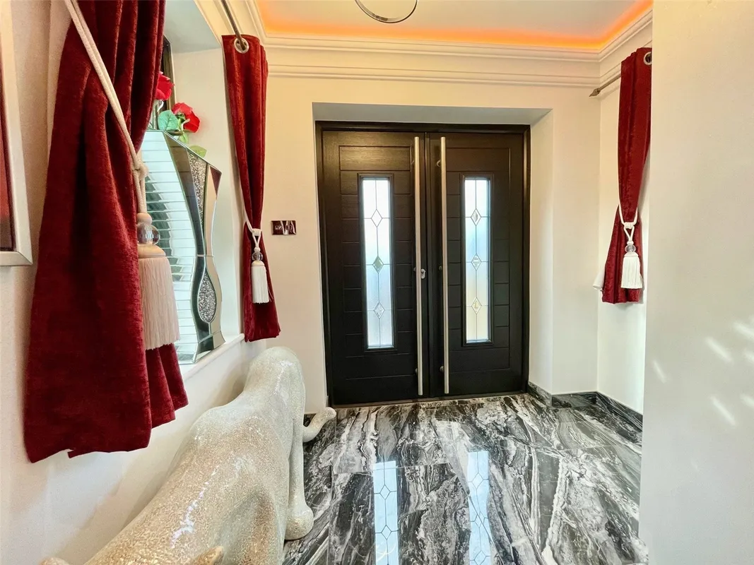 Lower Dunton Road, Dunton, Brentwood, Essex, CM13