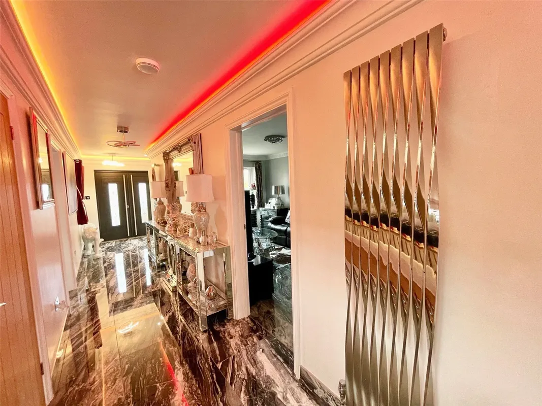 Lower Dunton Road, Dunton, Brentwood, Essex, CM13