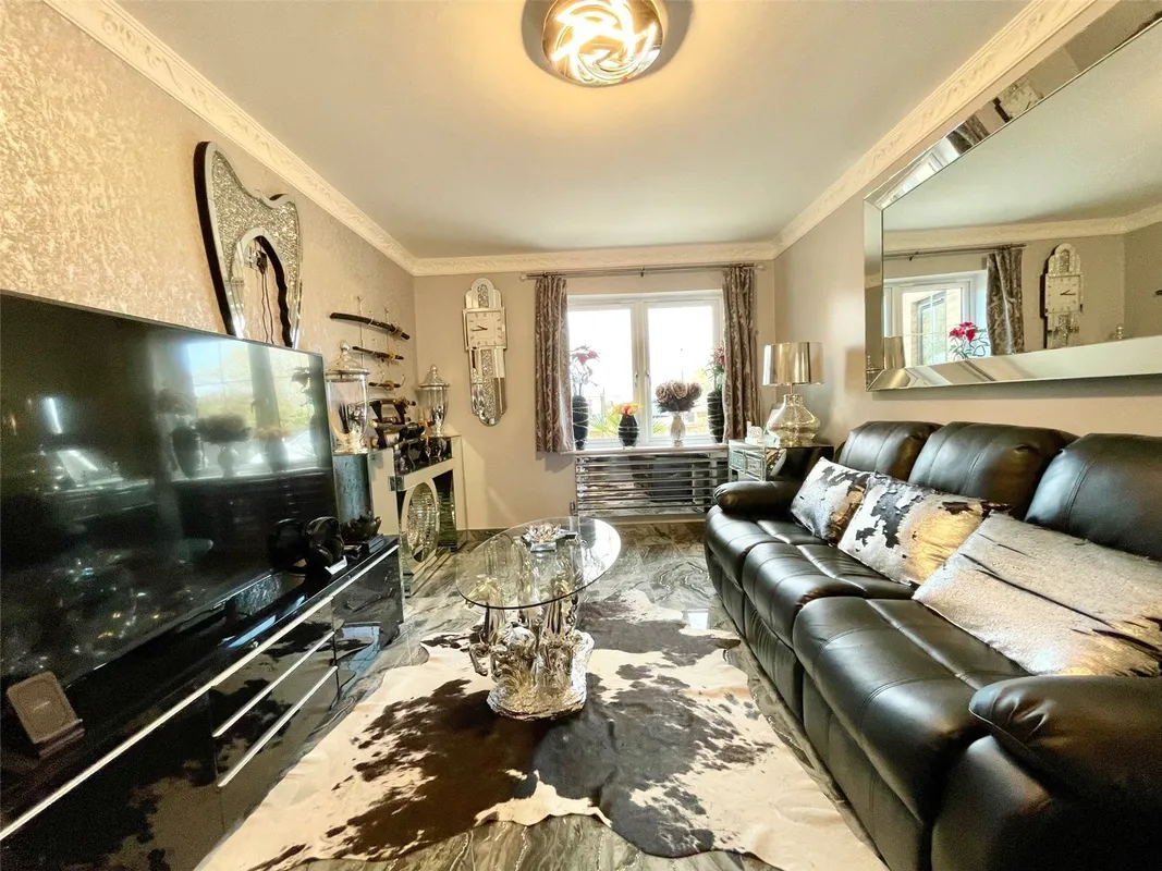 Lower Dunton Road, Dunton, Brentwood, Essex, CM13