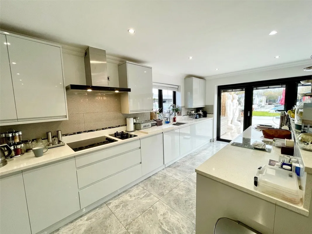 Lower Dunton Road, Dunton, Brentwood, Essex, CM13