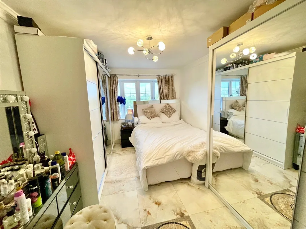 Lower Dunton Road, Dunton, Brentwood, Essex, CM13