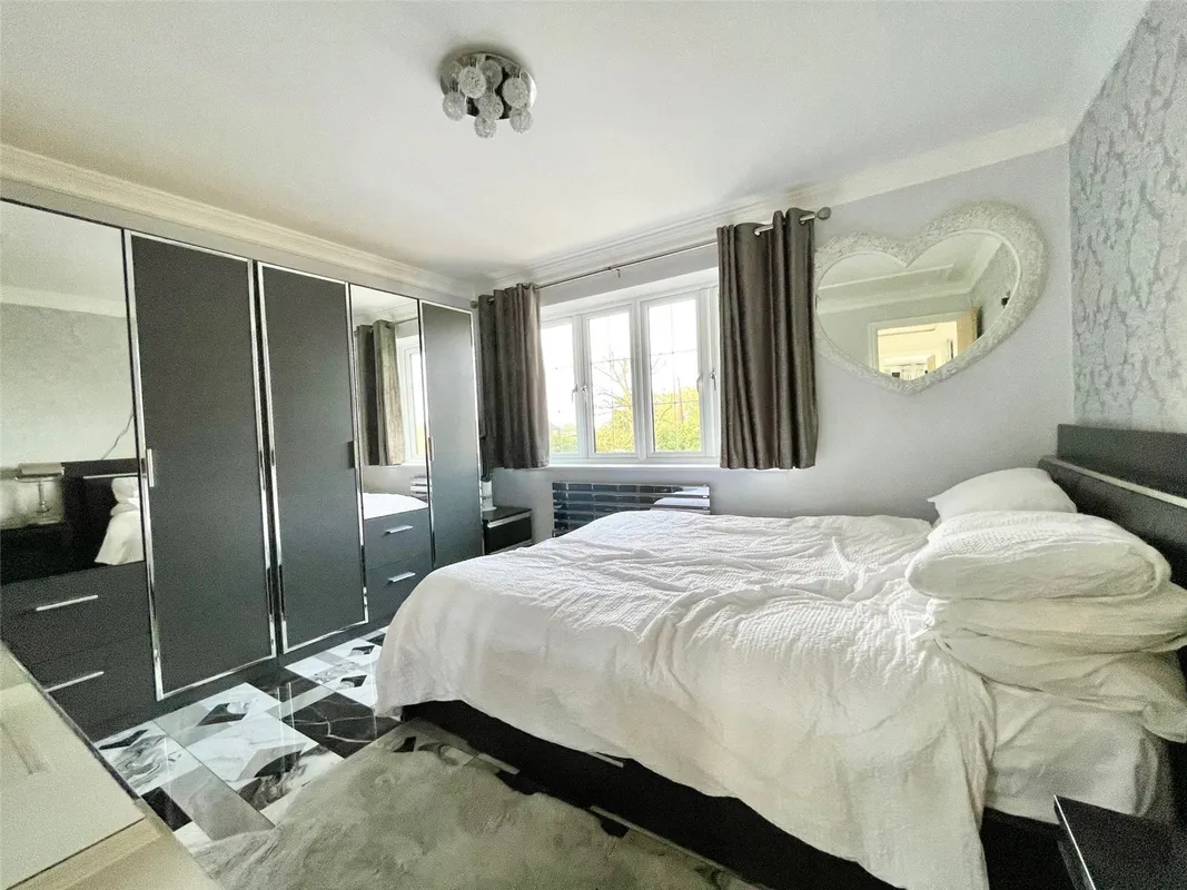 Lower Dunton Road, Dunton, Brentwood, Essex, CM13