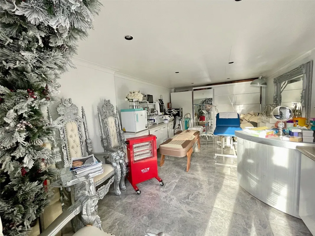Lower Dunton Road, Dunton, Brentwood, Essex, CM13