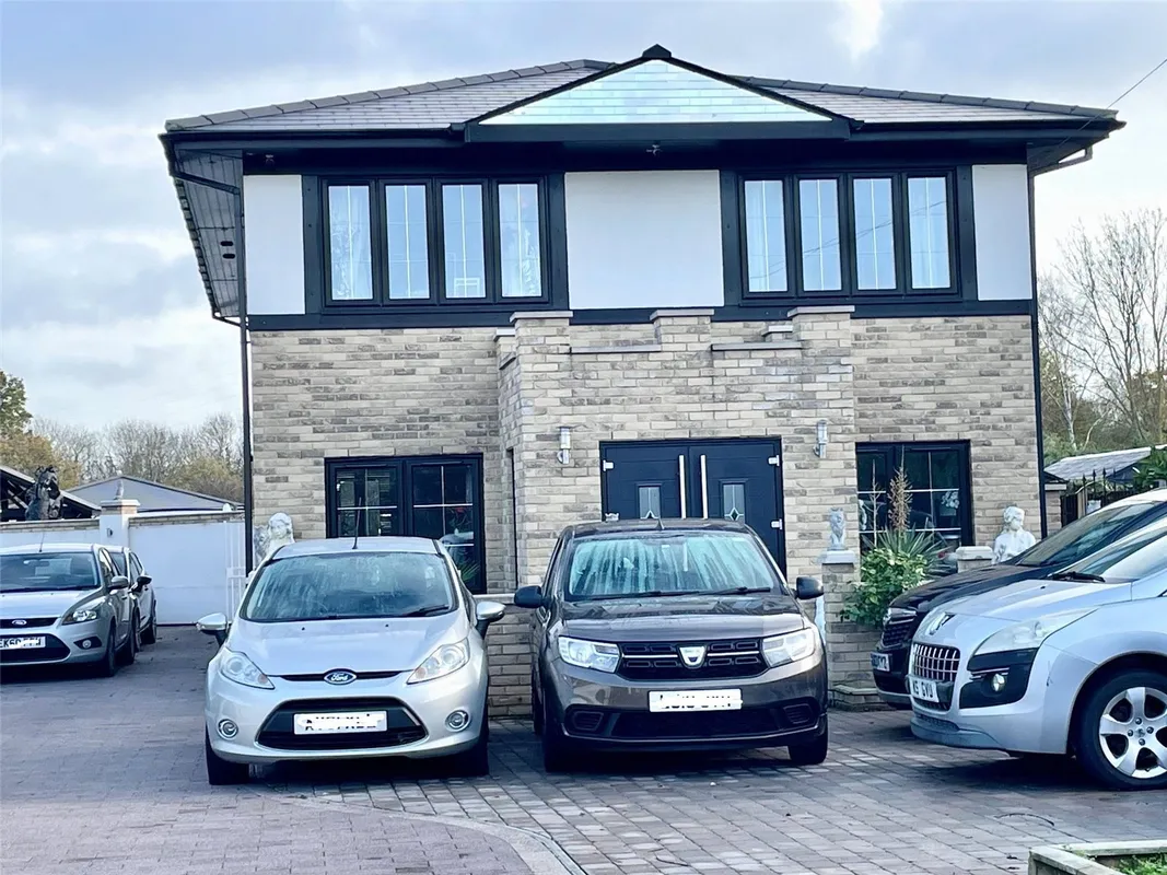 Lower Dunton Road, Dunton, Brentwood, Essex, CM13