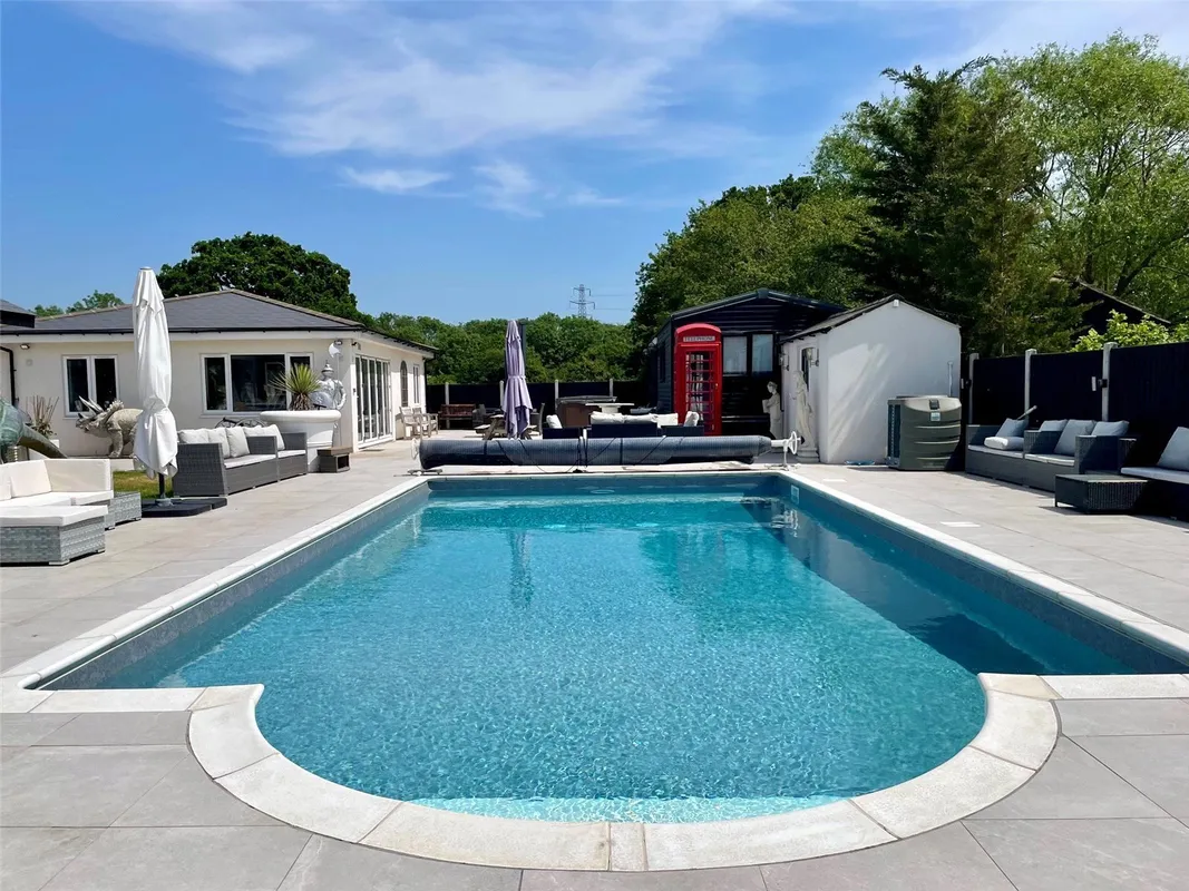 Lower Dunton Road, Dunton, Brentwood, Essex, CM13