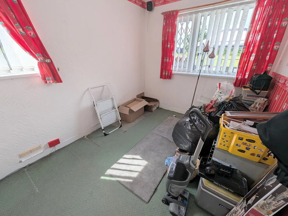 Property carousel item 31
