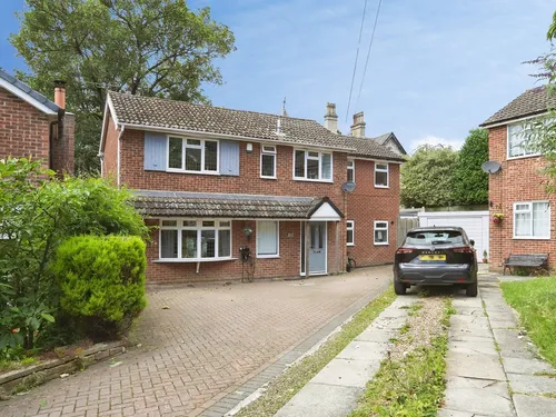 Aire View, Yeadon, Leedsphoto