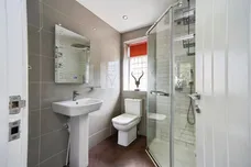 Aire View, Yeadon, Leeds
