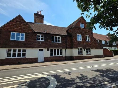 Kings Arms Court, Ockley, Dorkingphoto