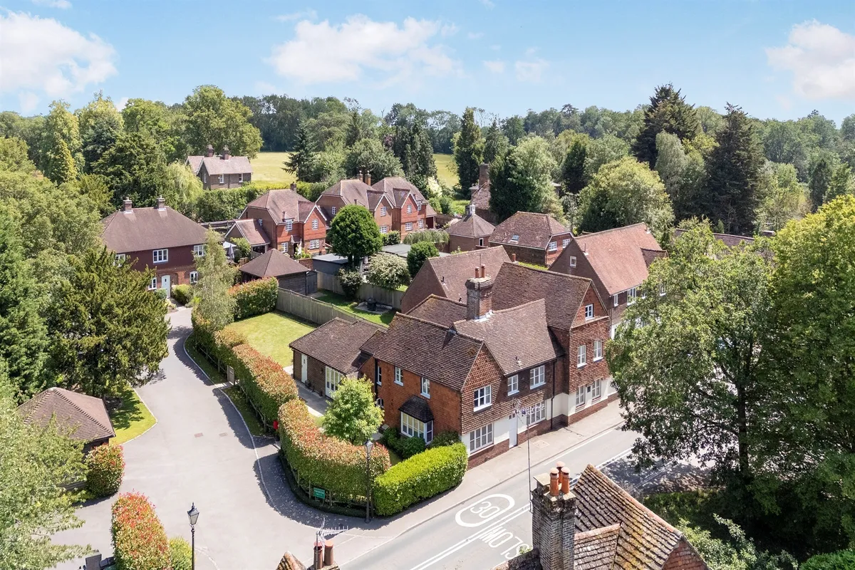 Kings Arms Court, Ockley, Dorking