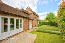 Kings Arms Court, Ockley, Dorking
