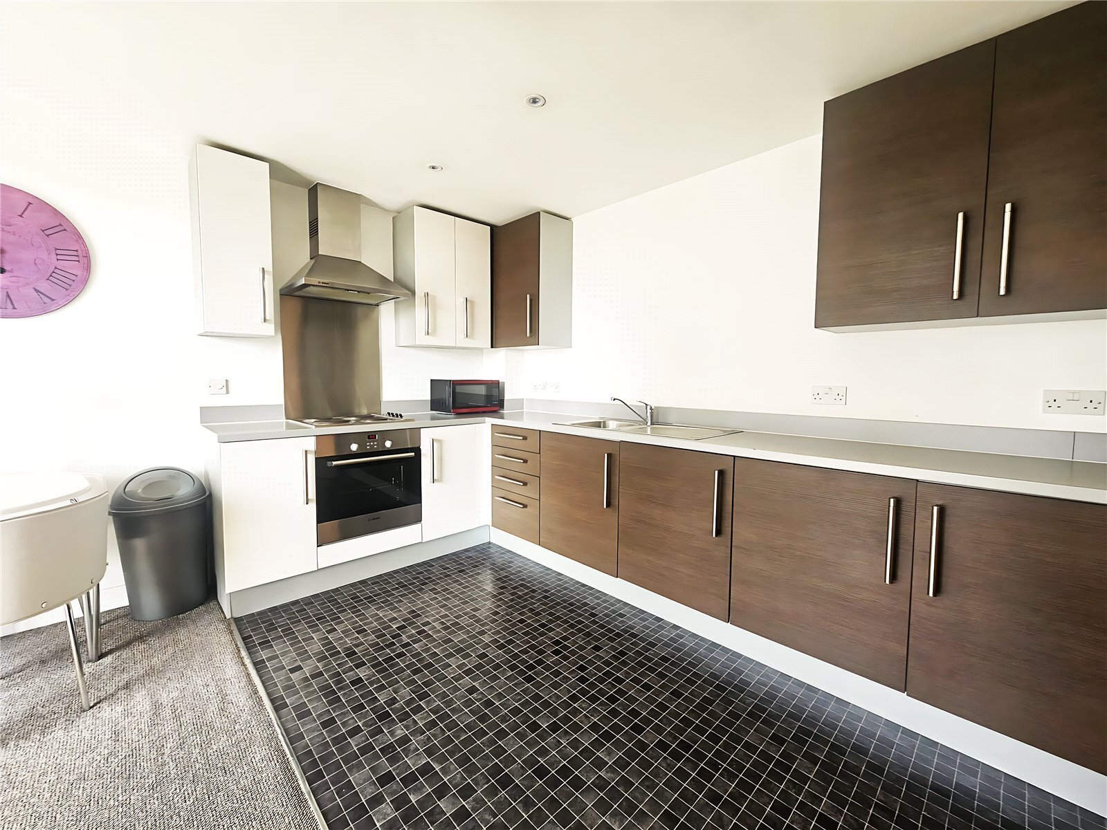South Row, Milton Keynes, Buckinghamshire, MK9 Image 7