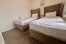 Cowper Mount, LEEDS