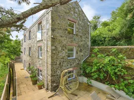 Mariner's Muse, Saltash photo